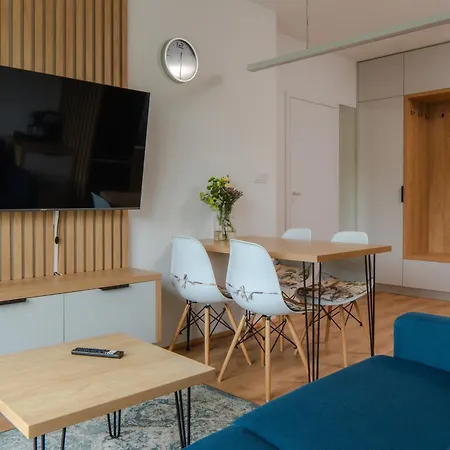 Whisper Surfingbird Apartment